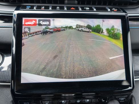 Used 2022 Jeep Grand Cherokee Trailhawk w/ Luxury Tech Group III AWD/4WD image 18