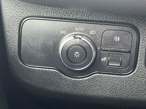 Used 2019 Mercedes-Benz Sprinter 170 image 18