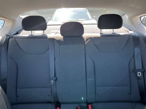 Used 2025 Kia K4 FWD image 39