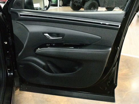 Used 2024 Hyundai Tucson Limited image 42