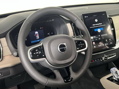 New 2026 Volvo XC90 B6 Plus w/ Protection Package Premier AWD/4WD image 10