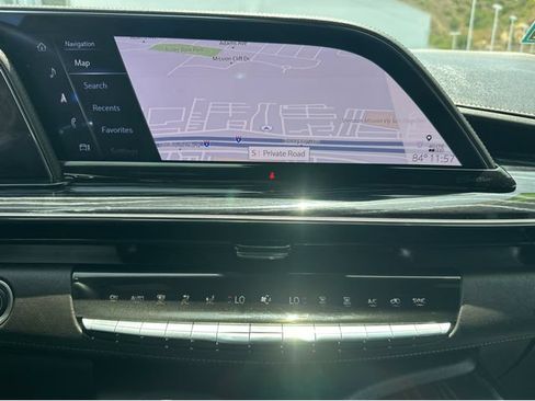 Certified 2022 Cadillac Escalade ESV Sport AWD/4WD image 23