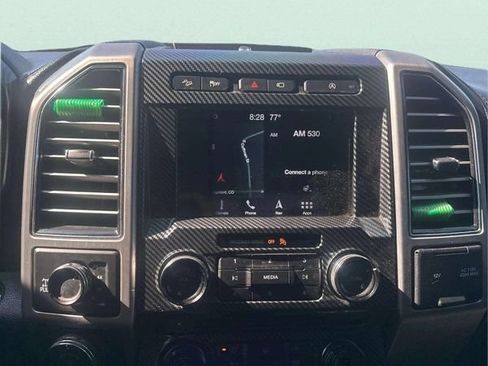 Used 2018 Ford F150 Platinum w/ Equipment Group 701A Luxury AWD/4WD image 21