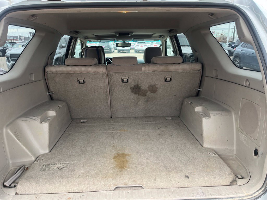 Used 2004 Toyota 4Runner SR5 AWD/4WD image 12
