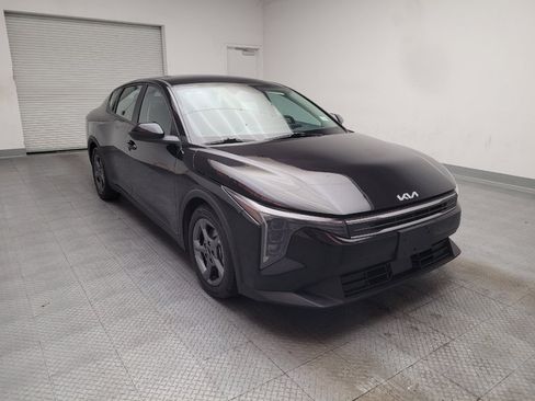 Used 2025 Kia K4 FWD image 13