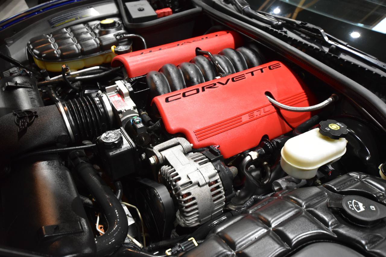 Used 2004 Chevrolet Corvette Z06 w/ Z06 Preferred Equipment Group RWD image 28