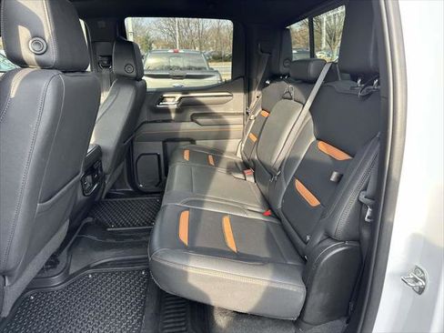 Used 2023 GMC Sierra 1500 AT4 w/ Technology Package image 19