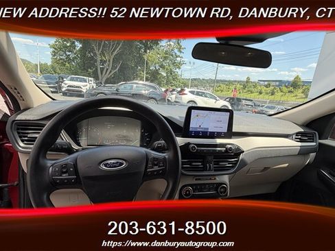 Used 2020 Ford Escape SE AWD/4WD image 16