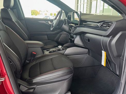 New 2026 Ford Escape ST-Line w/ Tech Pack #1 image 8