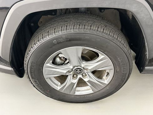 Used 2025 Toyota RAV4 LE image 11
