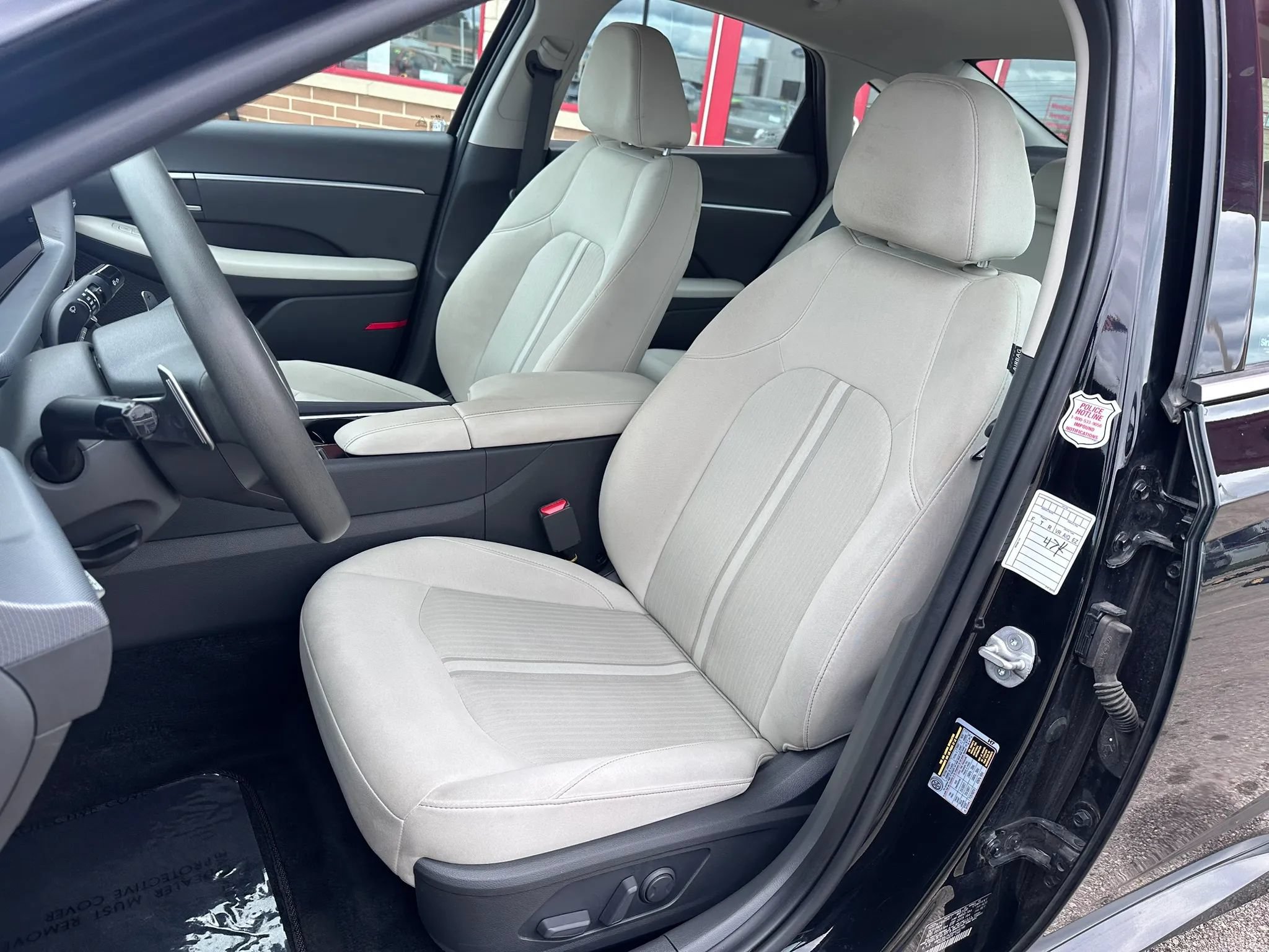 Used 2025 Hyundai Sonata SEL FWD image 9