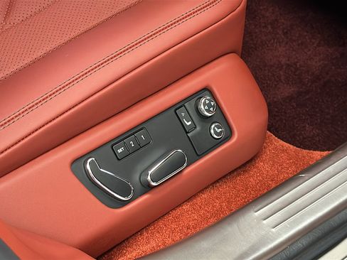 Used 2018 Bentley Flying Spur S W12 AWD/4WD image 30