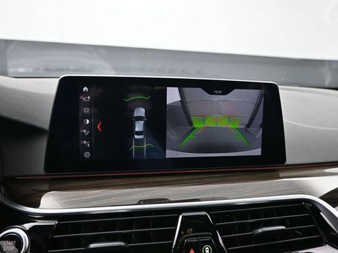 Used 2019 BMW 530i xDrive w/ Convenience Package image 22