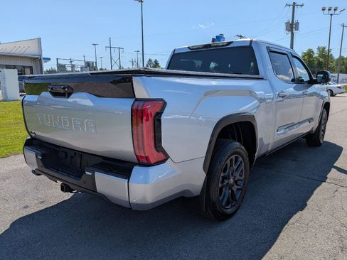 Used 2025 Toyota Tundra Platinum AWD/4WD image 7