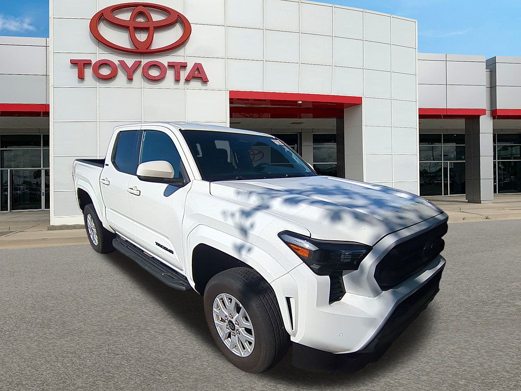 Used 2024 Toyota Tacoma SR5 AWD/4WD image 2