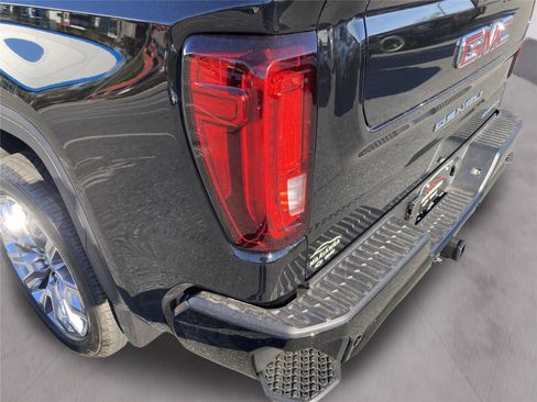 New 2026 GMC Sierra 1500 Denali AWD/4WD image 11