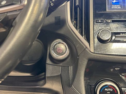 Used 2021 Subaru Forester Premium AWD/4WD image 29