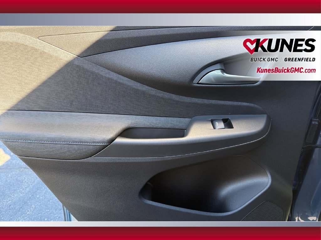 New 2026 Buick Envista Sport Touring w/ Convenience I Package FWD image 32