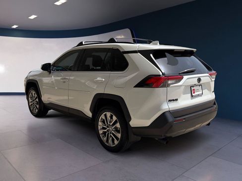 Used 2024 Toyota RAV4 XLE Premium FWD image 3