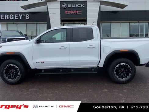Used 2026 GMC Canyon AT4 w/ Technology Plus Package AWD/4WD image 5