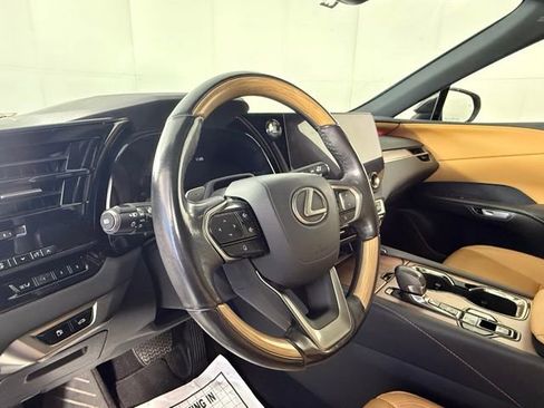 Used 2024 Lexus RX 350 Premium Plus w/ Convenience Package image 13