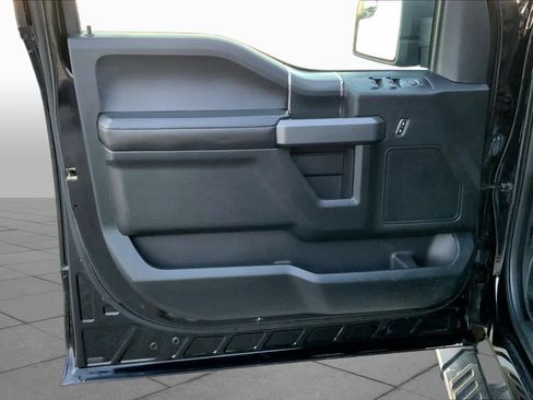 Used 2018 Ford F150 XLT w/ Equipment Group 302A Luxury AWD/4WD image 20