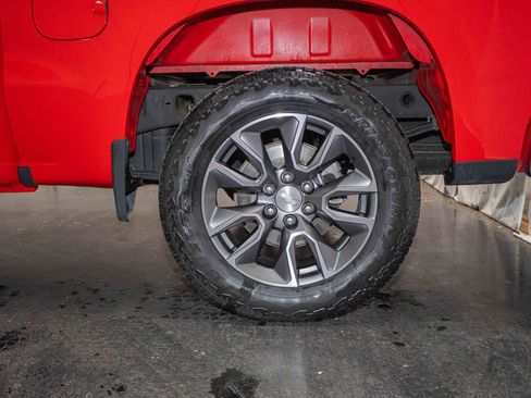 Certified 2023 Chevrolet Silverado 1500 LT image 10