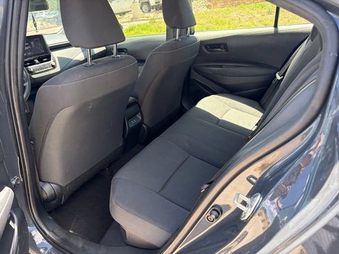 Used 2025 Toyota Corolla LE FWD image 15