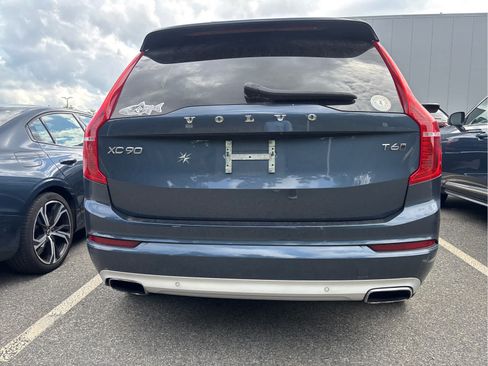 Used 2020 Volvo XC90 T6 Momentum w/ Protection Package AWD/4WD image 4