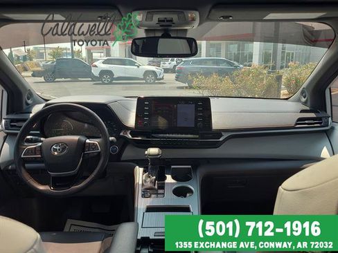 Used 2022 Toyota Sienna XSE w/ XSE Plus Package AWD/4WD image 22
