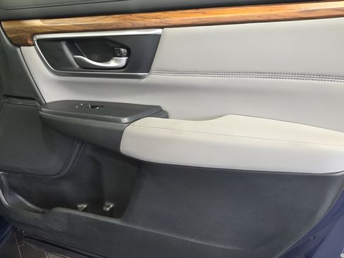 Used 2018 Honda CR-V EX image 19
