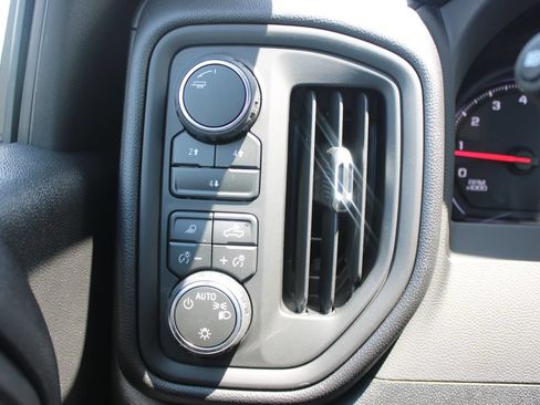 New 2026 Chevrolet Silverado 2500 Custom w/ Custom Convenience Package AWD/4WD image 43