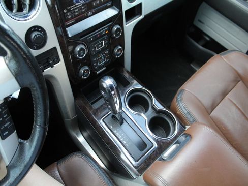 Used 2013 Ford F150 Platinum AWD/4WD image 16