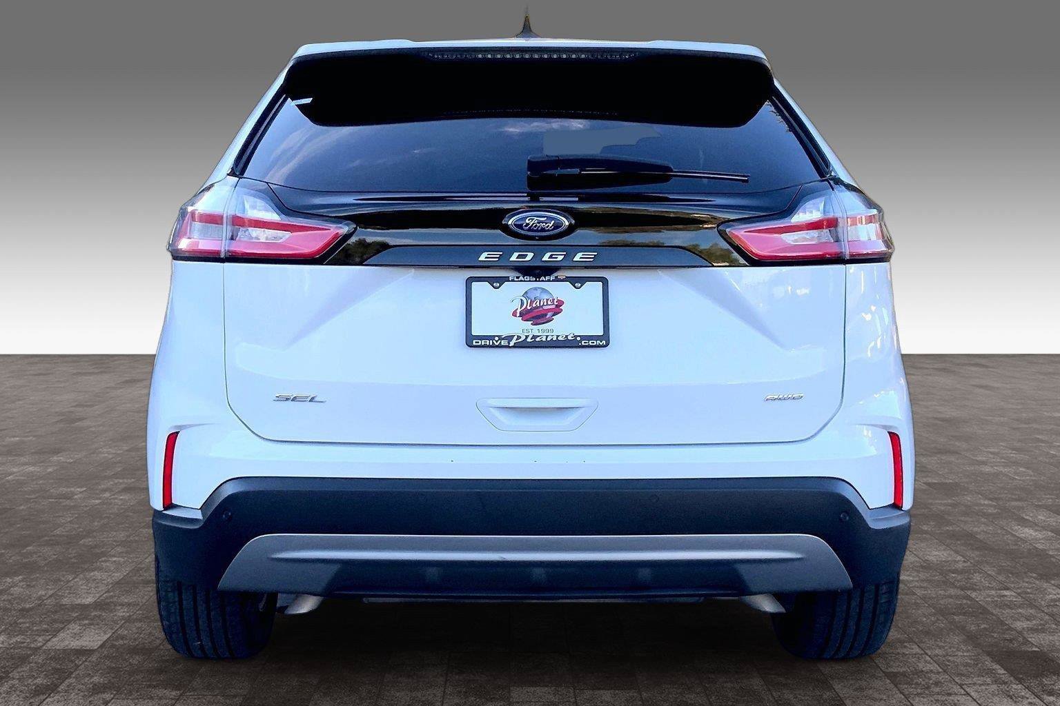 Used 2024 Ford Edge SEL AWD/4WD image 4