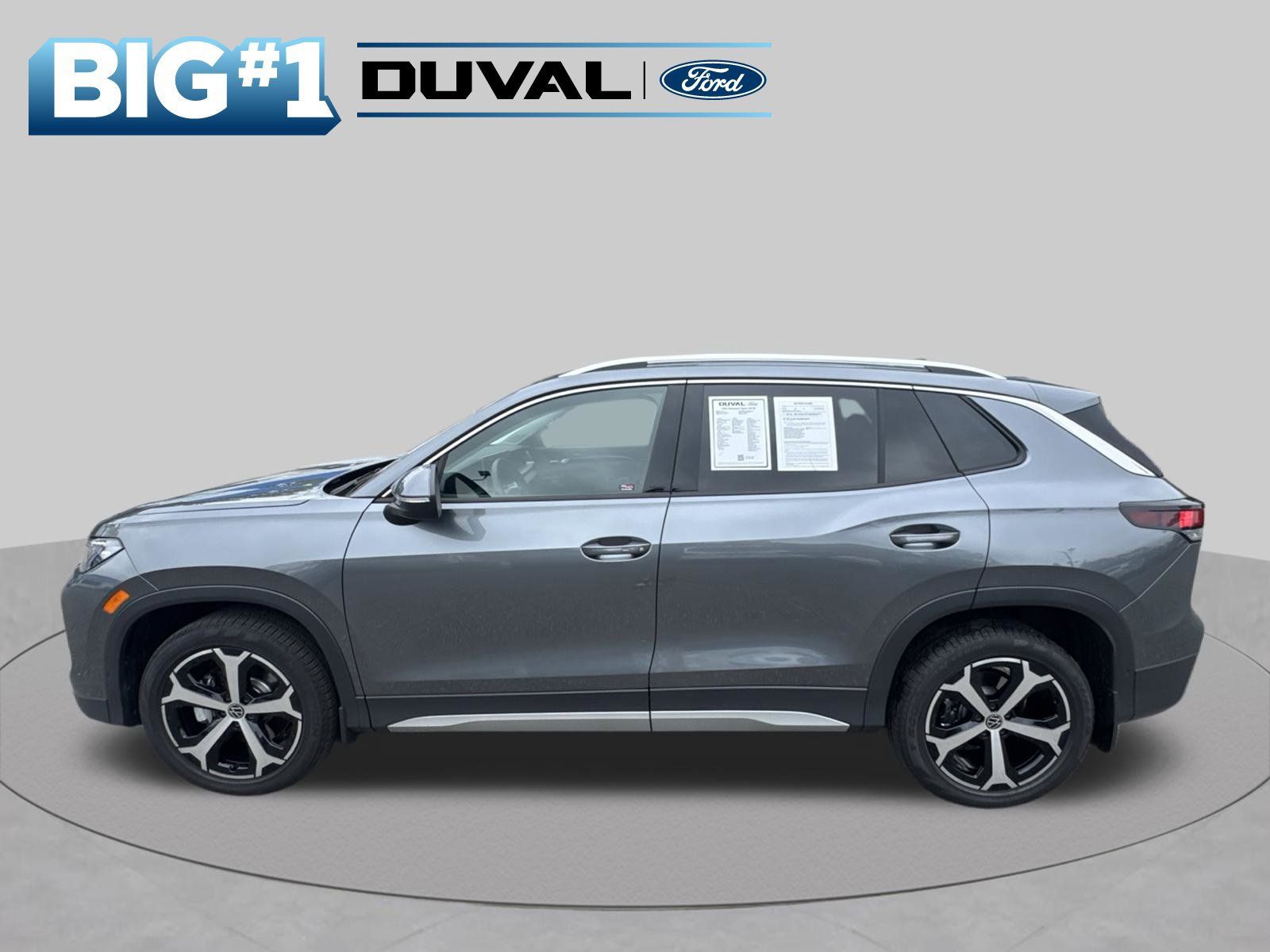 Used 2026 Volkswagen Tiguan SE AWD/4WD image 6