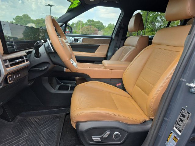 Used 2024 Hyundai Santa Fe Limited FWD image 10