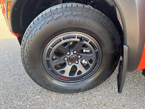 Used 2026 Nissan Frontier Pro-X w/ Pro-X Convenience Package RWD image 23