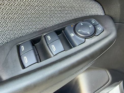 Used 2025 Chevrolet TrailBlazer LS w/ LS Convenience Package FWD image 28