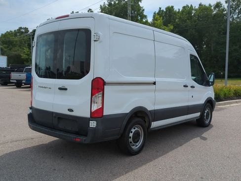 Used 2017 Ford Transit 150 image 8