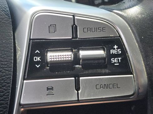 Used 2022 Kia Telluride S FWD image 33