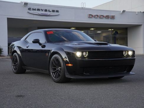 Used 2019 Dodge Challenger R/T Scat Pack w/ Widebody Package image 2