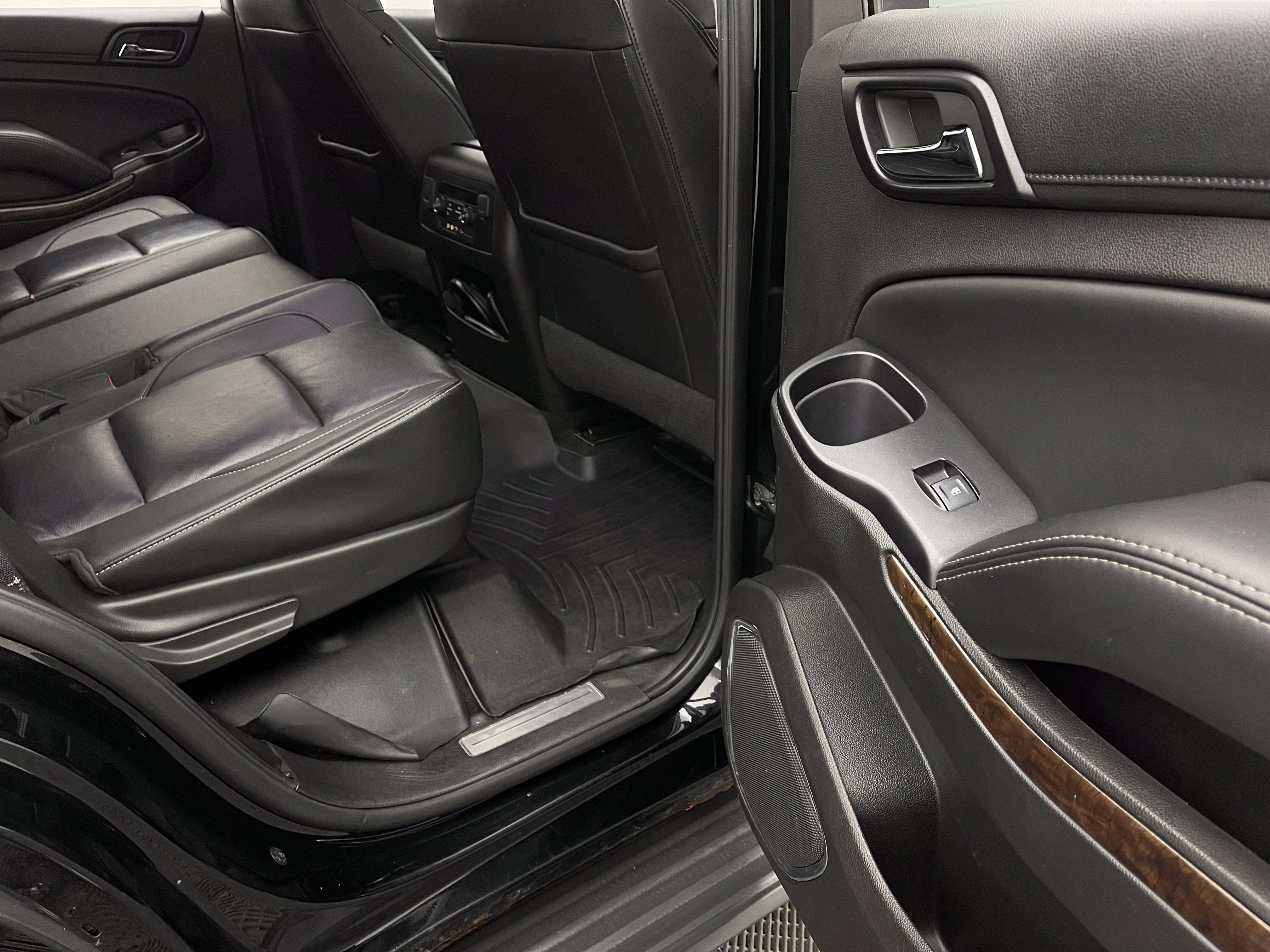 Used 2016 Chevrolet Tahoe LT w/ Luxury Package AWD/4WD image 37