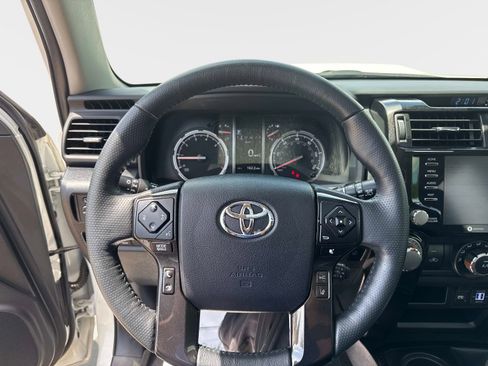 Used 2023 Toyota 4Runner TRD Off-Road Premium w/ Moonroof Package AWD/4WD image 30