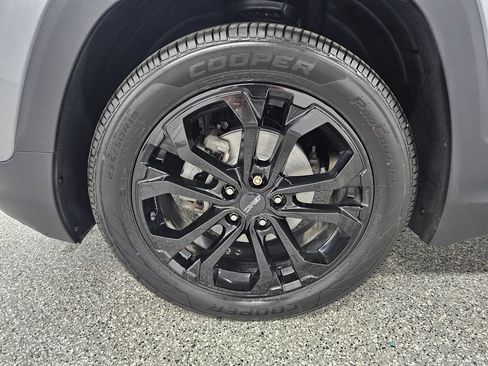Used 2020 GMC Terrain SLT w/ Elevation Edition AWD/4WD image 10