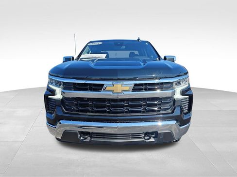 Used 2025 Chevrolet Silverado 1500 LT AWD/4WD image 8