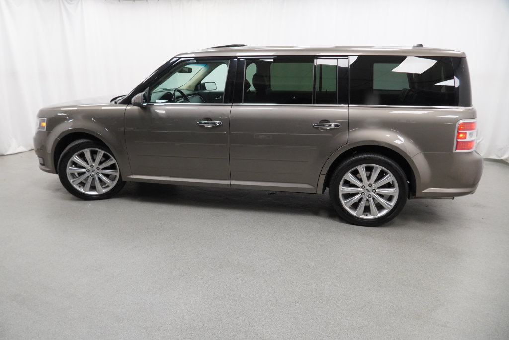 Used 2013 Ford Flex Limited FWD image 24