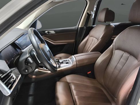 Used 2022 BMW X7 xDrive40i w/ Premium Package AWD/4WD image 14