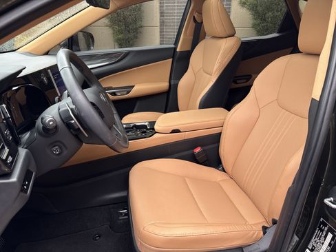 Certified 2025 Lexus NX 350 AWD w/ Accessory Package (Z1) image 16