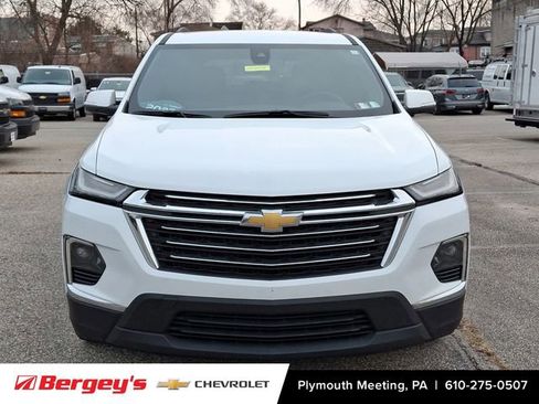 Certified 2023 Chevrolet Traverse LT image 3