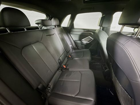 Certified 2024 Audi Q3 2.0T Premium w/ Convenience Package image 25